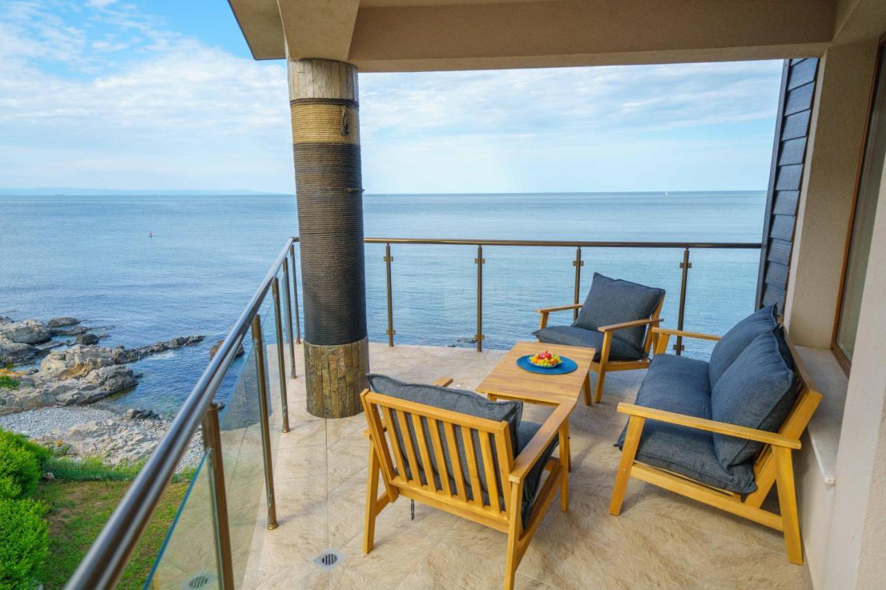 Dolphin Bay Boutique Complex Sozopol Hotel Exterior photo